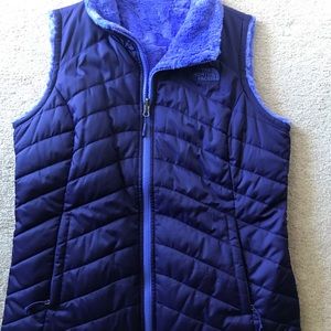 North Face reversible vest